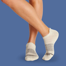 Load image into Gallery viewer, Women's Merino Wool Ankle Socks
