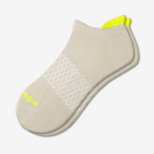 Load image into Gallery viewer, Women's Solid Neon Tipping Ankle Socks
