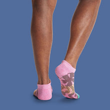 Load image into Gallery viewer, Men's Spring Fling Ankle Socks
