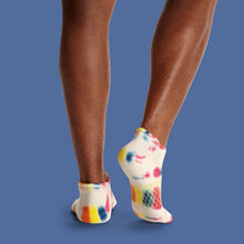 Load image into Gallery viewer, Men's Color Swatch Tie Dye Ankle Socks
