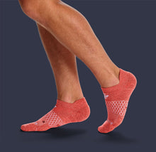 Load image into Gallery viewer, Men's All-Purpose Performance Ankle Socks
