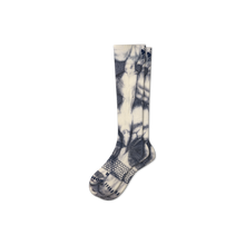 Load image into Gallery viewer, Women's Tie Dye Performance Ski &amp; Snowboard Socks
