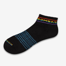 Load image into Gallery viewer, Double Rainbow Quarter Socks

