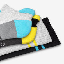 Load image into Gallery viewer, Men's Calf &amp; Ankle Socks Gift Box

