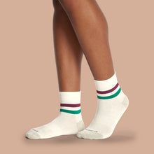 Load image into Gallery viewer, Women's Lightweight Quarter Sock 4-Pack
