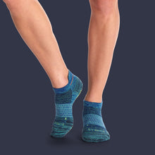 Load image into Gallery viewer, Women's Performance Gripper Ankle Sock 3-Pack
