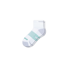 Load image into Gallery viewer, Women's Performance Golf Quarter Socks
