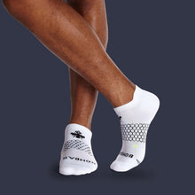 Load image into Gallery viewer, Men's All-Purpose Performance Ankle Sock 6-Pack
